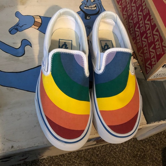New Vans Rainbow slip ons - Picture 3 of 4